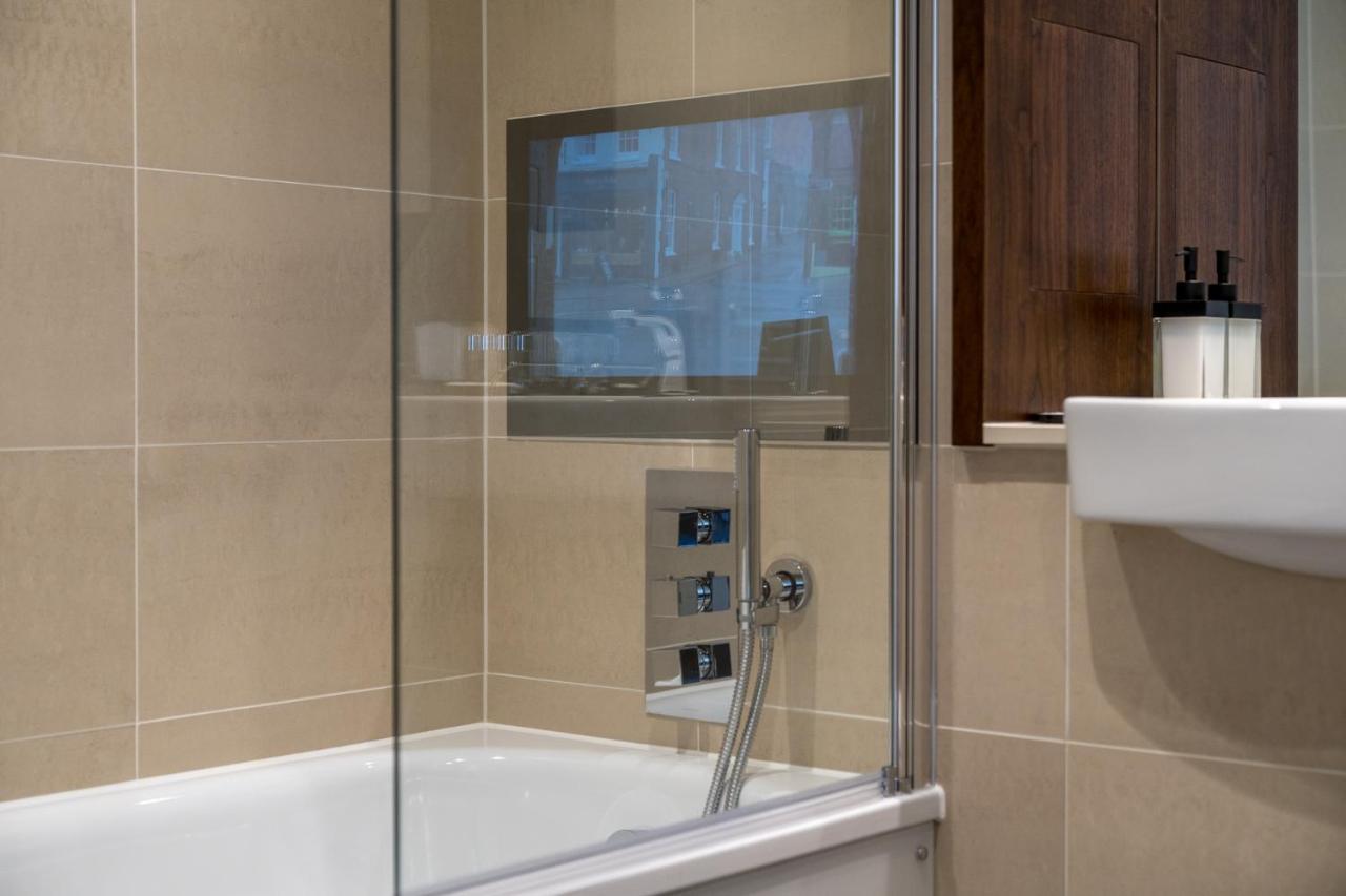 Apartment Luxurious Spacious 2bed Skyline River Views By Canary Wharf
